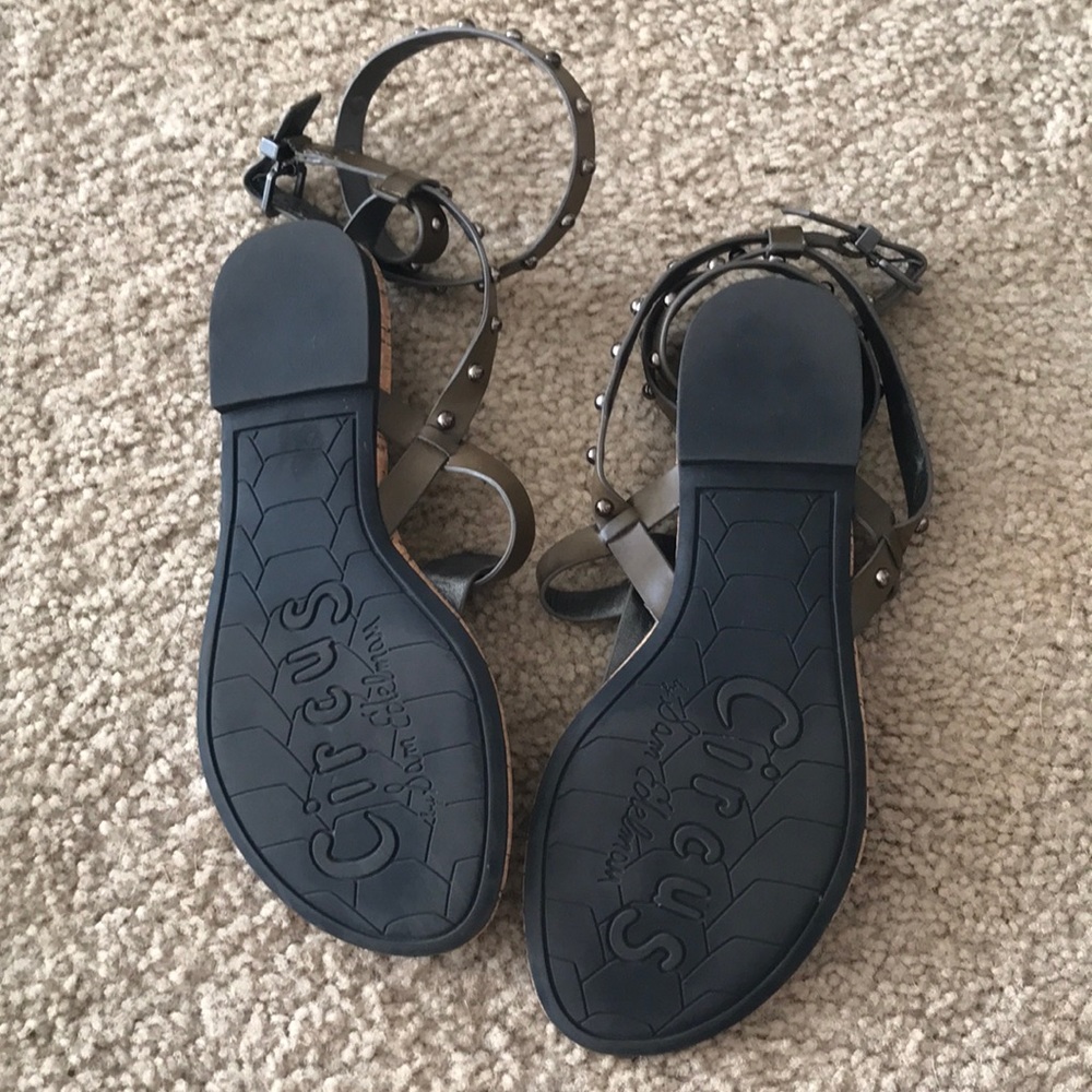 Wrap Sandals - Picture 2 of 2